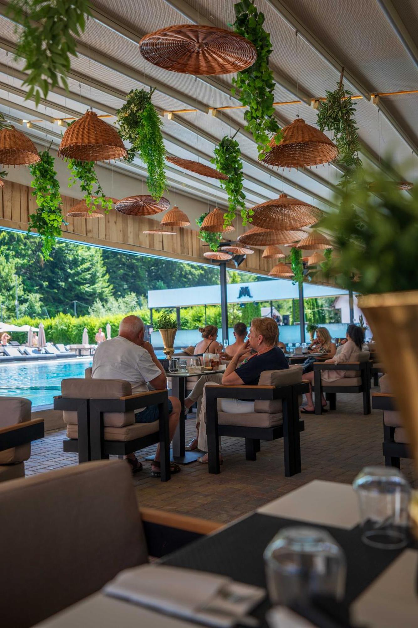 Marabou Resort Brasov Bagian luar foto