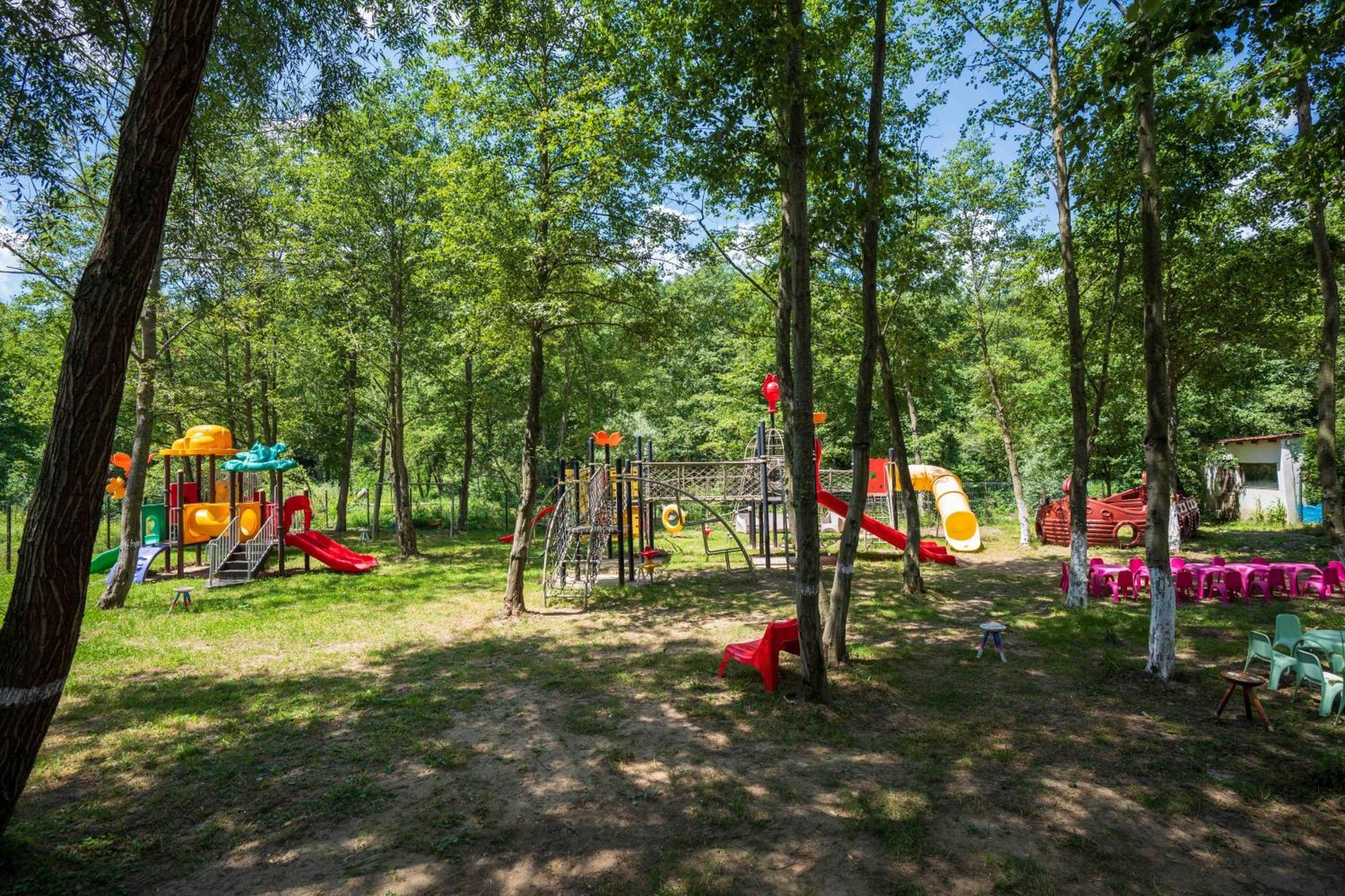 Marabou Resort Brasov Bagian luar foto