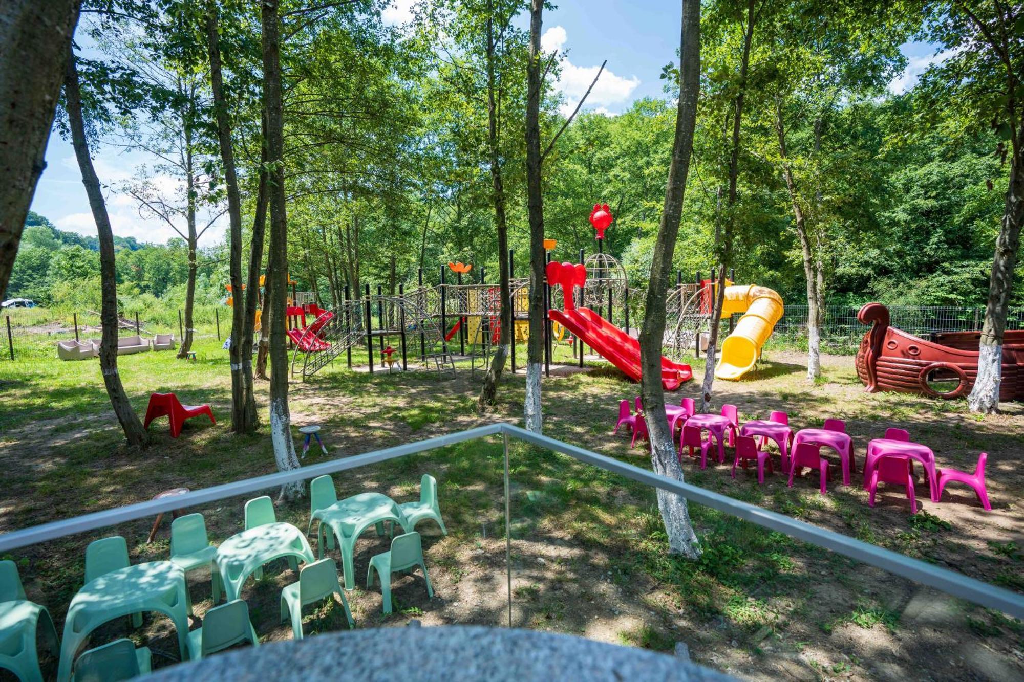 Marabou Resort Brasov Bagian luar foto